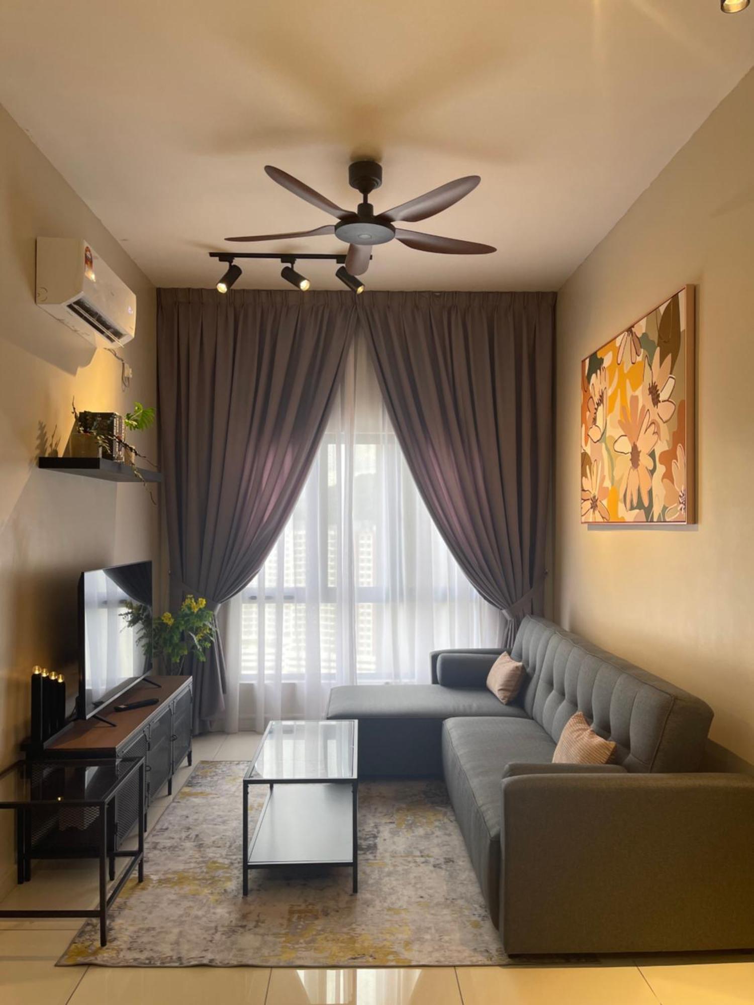 Dnq At The Horizon With Netflix, Lg Purifier,wifi In The Centre Of Pangsapuri